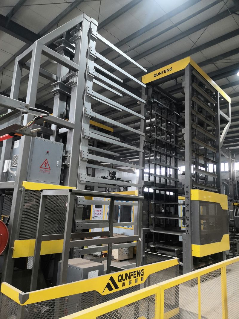 máy xếp bảo dưỡng của dây chuyền sản xuất gạch vụn xây dựng ở Giang Tô