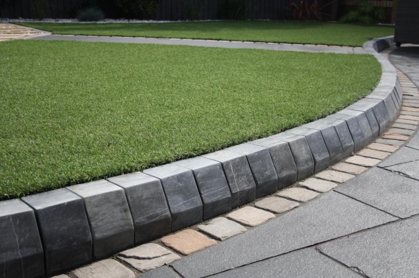 M&aacute;y đ&oacute;ng khối ho&agrave;n to&agrave;n tự động 