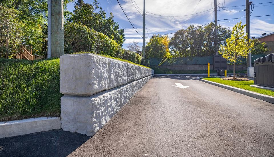 M&aacute;y khối rỗng