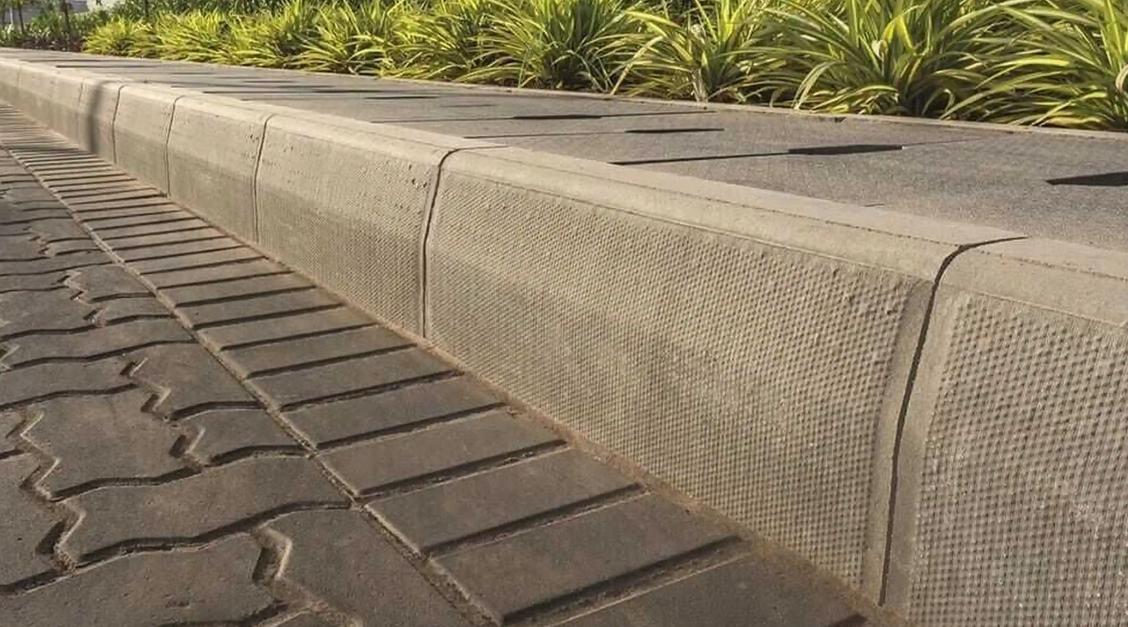 M&aacute;y &eacute;p khối tĩnh 