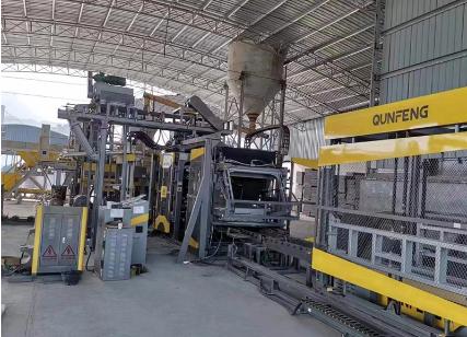 M&aacute;y l&agrave;m khối &aacute;p suất cao