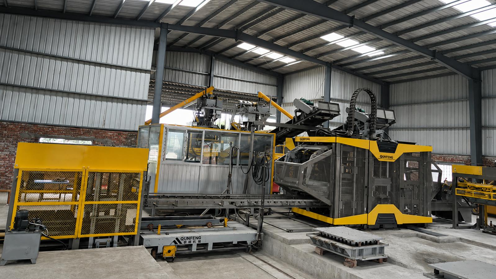 Nhà sản xuất gạch bê tông: Đạt được độ chính xác dưới milimet trong các khối